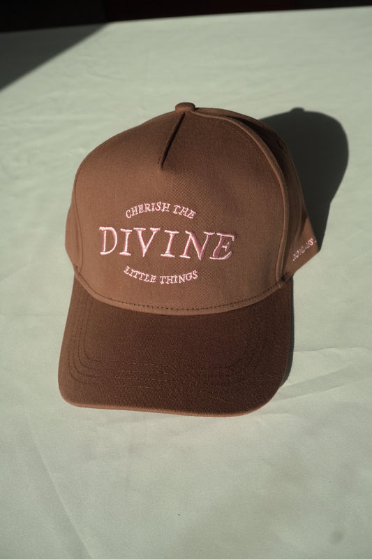 DIVINE little things Hat